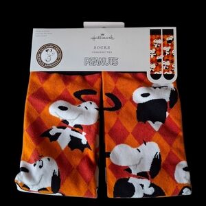 Hallmark Peanuts Snoopy Orange and Black Socks